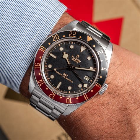 tudor black bay gmt hands hits|tudor black bay 58 prezzo.